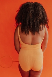 SCRUNCH ONE PIECE IN CANTALOUPE
